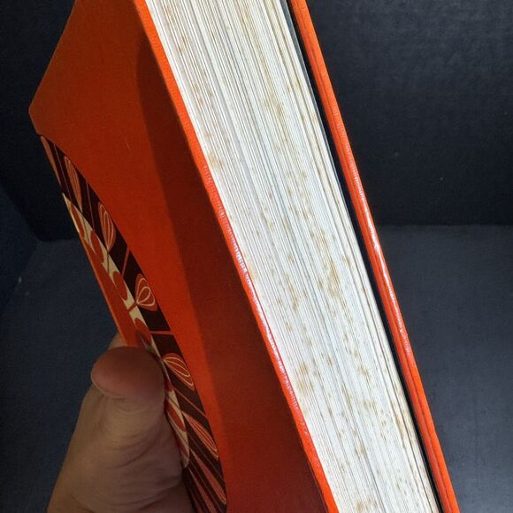 Vintage Julia Child Cook Book, "The French Chef Cookbook" hard cover [Book 208] - Picture 5 of 14